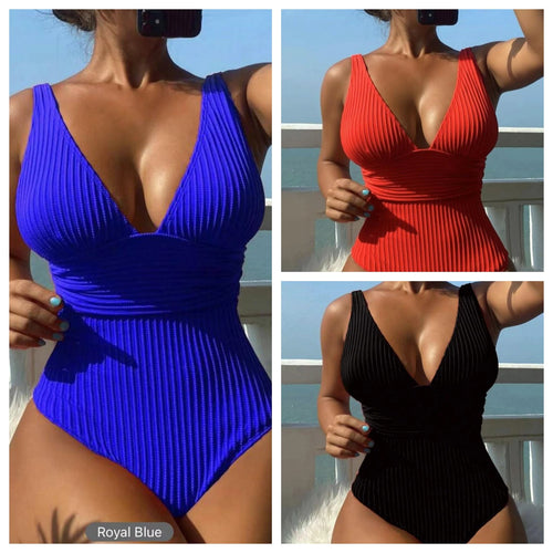 Damen Hochgeschnittener Badeanzug mit strukturiertem Rippdesign EB