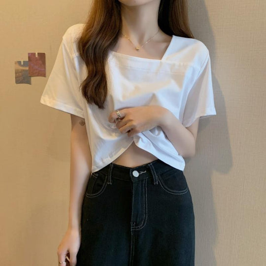 Damen Cropped T-Shirt mit modernen Details EB
