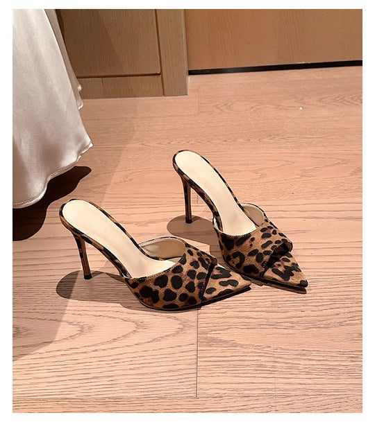 Damen elegante Slingback Sandalen mit spitzem Design EB