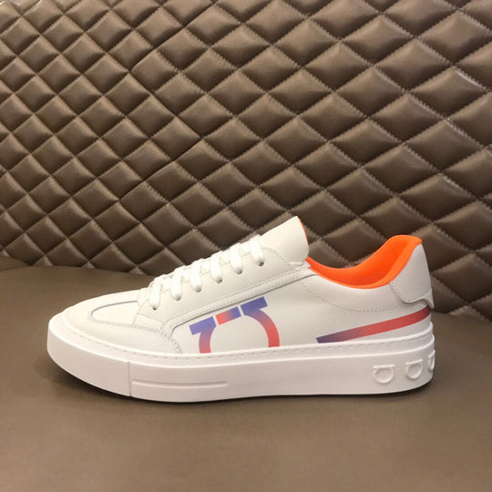 Damen Sportliche Sneakers mit deformierbaren Sohlen und atmungsaktivem Innenfutter EB