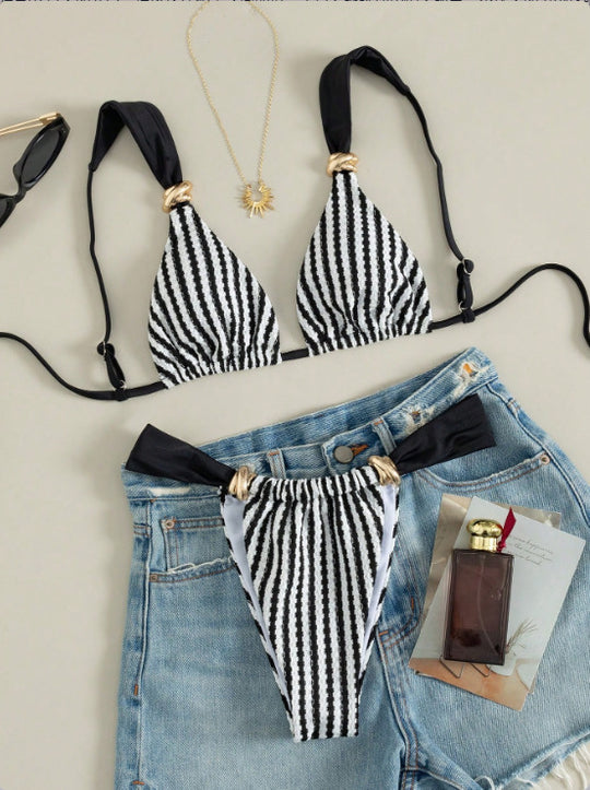Damen Triangel-Bikini-Set mit luxuriösen Goldakzenten EB