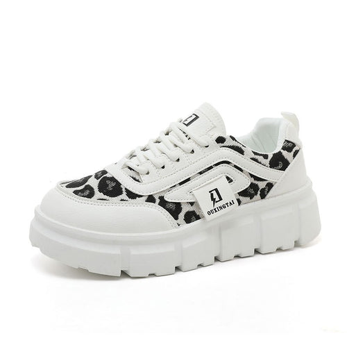 Damen Sportliche Chunky Sneakers mit einzigartigem Leopardenmuster und dämpfender Sohle EB
