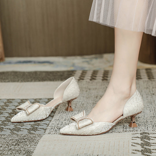 Damen Elegante Slippers mit dekorativer Schleifenapplikation und feinem Spitzenmuster EB