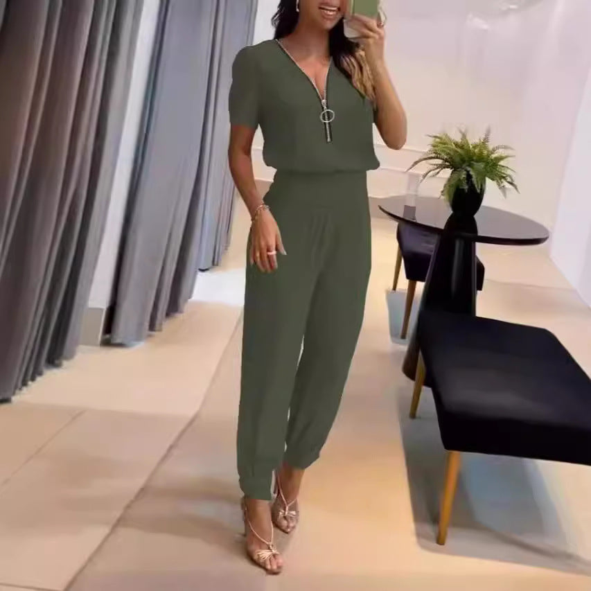 Damen Jumpsuit mit hochgeschlossenem Kragen und seitlichem Reißverschluss EB