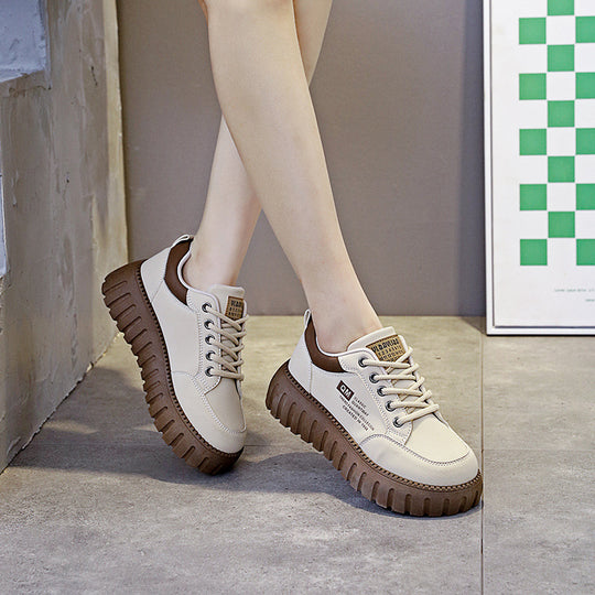 Damen modische Plattform Sneakers mit dynamischem Design und dämpfender Sohle EB