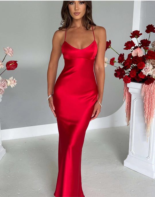 Damen Figurumspielendes Abendkleid mit Schmalen Spaghettiträgern und Elegantem Schnitt EB