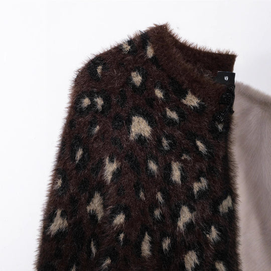 Damen Kuschelige Leopardenmuster-Strickjacke mit eleganten Knopfdetails EB