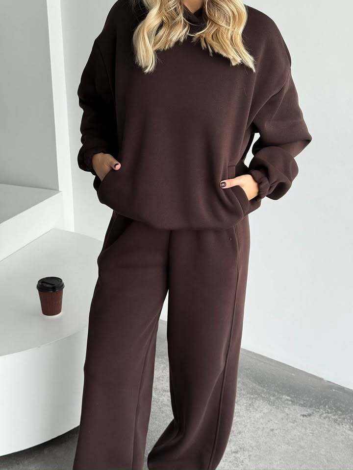 Damen Oversize Loungewear-Set aus schwerem Sweat mit Kapuzenpullover und weitem hochgeschnittenem Jogger EB