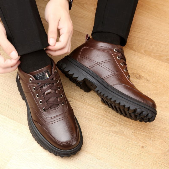 Damen Winterstiefel mit warmem Innenfutter und robuster Profilsohle EB
