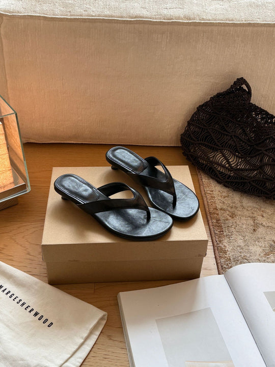 Damen Komfortable Zehentrenner-Sandalen mit ergonomischer Fußbettgestaltung und rutschfester Sohle EB