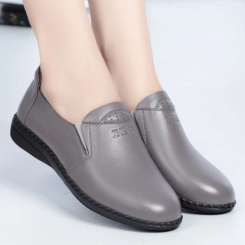 Damen Slipper aus hochwertigem Leder mit elastischem Einstieg und rutschfester Sohle EB