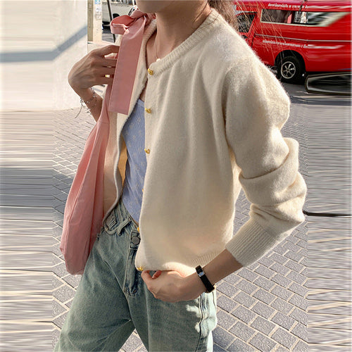 EB | Strickjacke - Retro Rundhalsausschnitt - Kleine goldene Knopfdetails