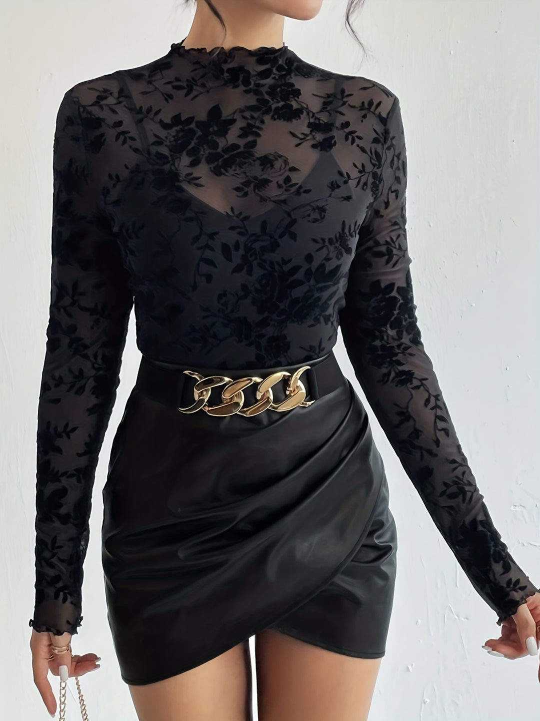 Damen nan transparentes Netzoberteil mit samtigem Floraldruck und Stehkragen EB