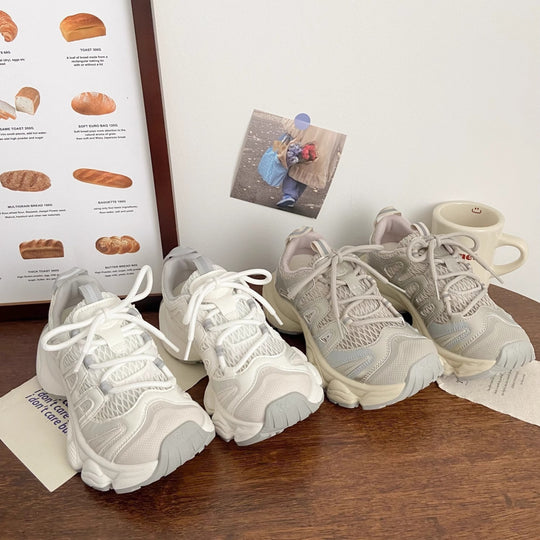 Damen Sneaker mit atmungsaktiver Netzstruktur und stabilisierender Sohle EB
