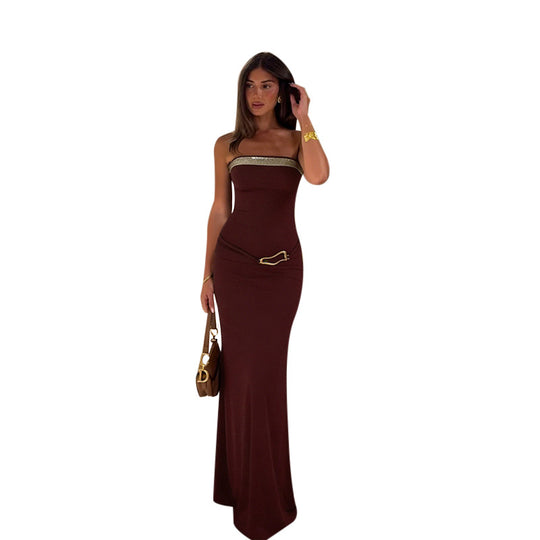 Damen langes Maxikleid mit schulterfreiem Design und eleganter Metallverzierung EB