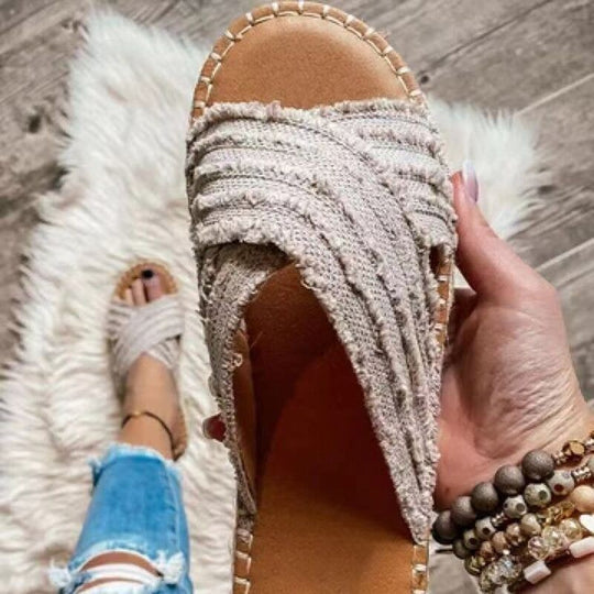 Damen Freizeitsandalen aus hochwertigem, atmungsaktivem Material mit elegantem Textilüberzug EB