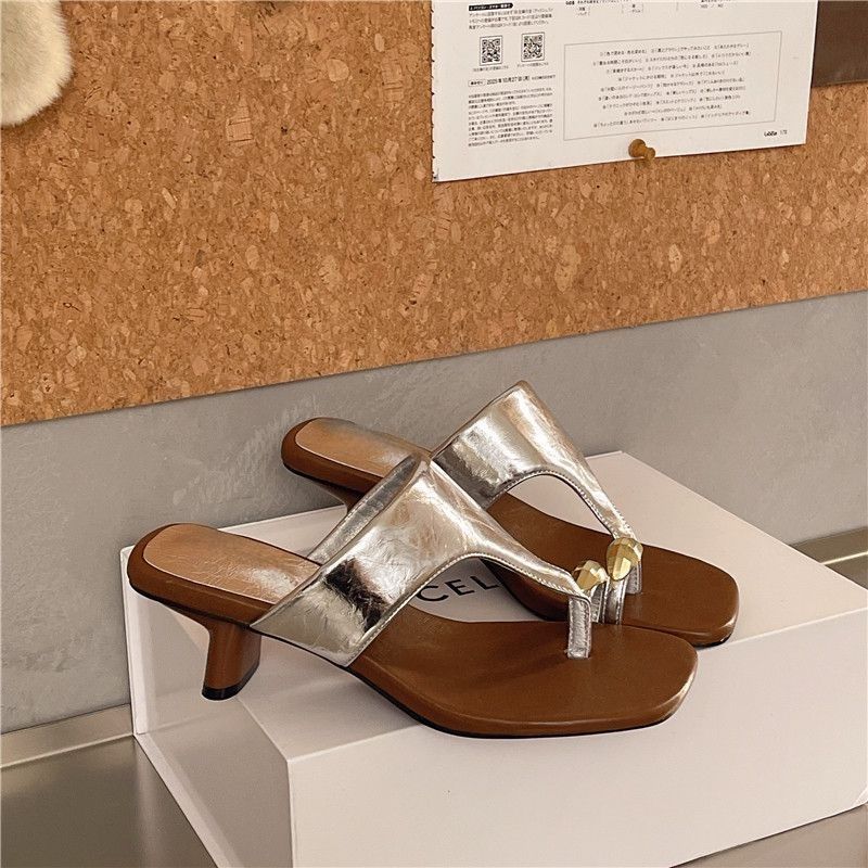 Damen elegante Riemchen-Sandalen mit Absatz und modischem Design EB