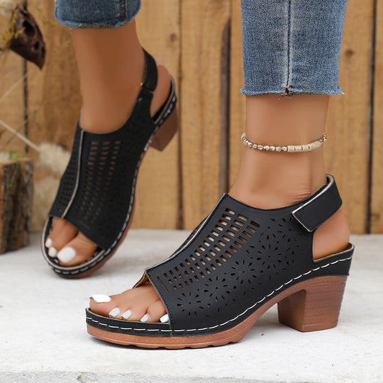 Damen Sandaletten mit durchbrochenem Design und komfortablem Blockabsatz EB