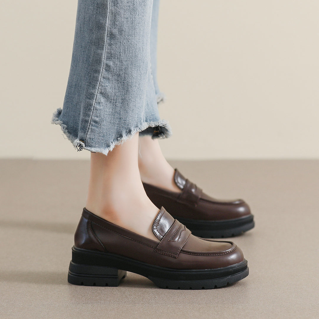Damen Mokassin-Schuhe mit modischer Schnallenverzierung und komfortablem Blockabsatz EB