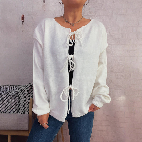Damen Strickjacke mit dekorativem Schnürdesign und weitem Schnitt EB