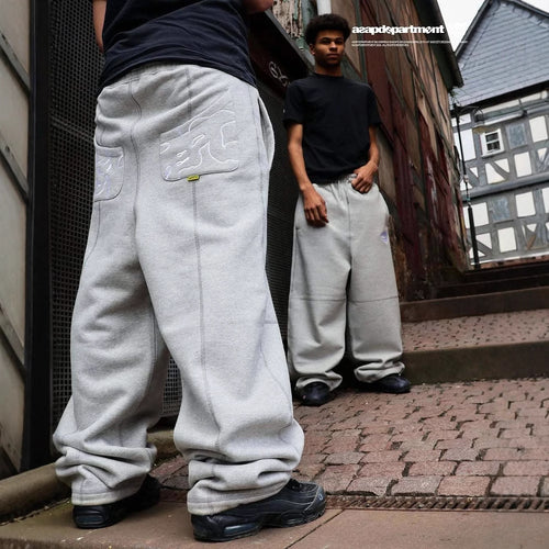 Damen Sweatpants mit innovativem Design und trendigem Zip-Detail EB