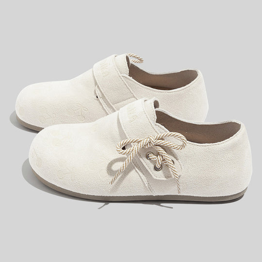 Damen Stilvolle Slipper mit dekorativem Schnürsystem und weichem Obermaterial EB