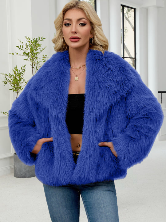 Damen Flauschige Kunstpelzjacke mit oversized Schnitt und voluminösen Ärmeln EB