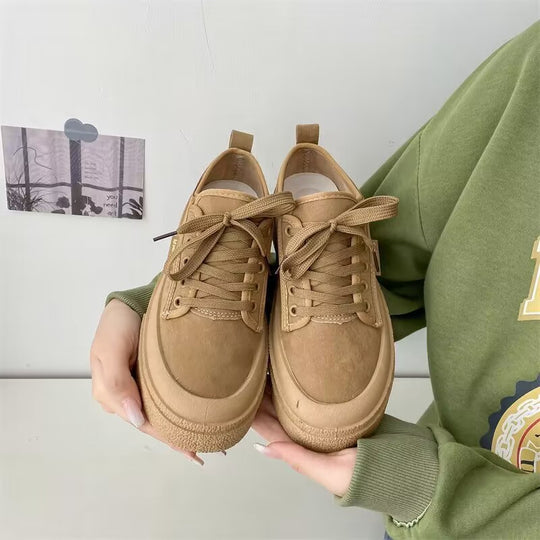 Damen Komfortable Sneakers mit dicker Gummisohle und weichem Wildlederobermaterial EB