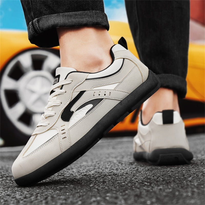 Herren urbaner Retro-Sneaker mit Veloursoptik, gedämpfter Zwischensohle und verstärkter Zehenkappe EB
