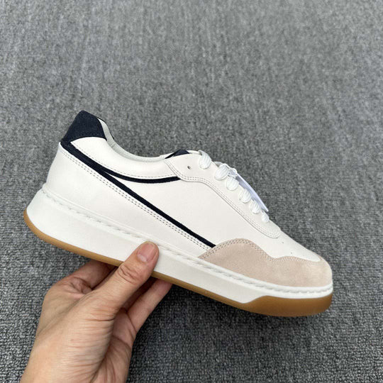 Damen Sportliche Sneaker mit hochmodernem Obermaterial und rutschfester Sohle EB