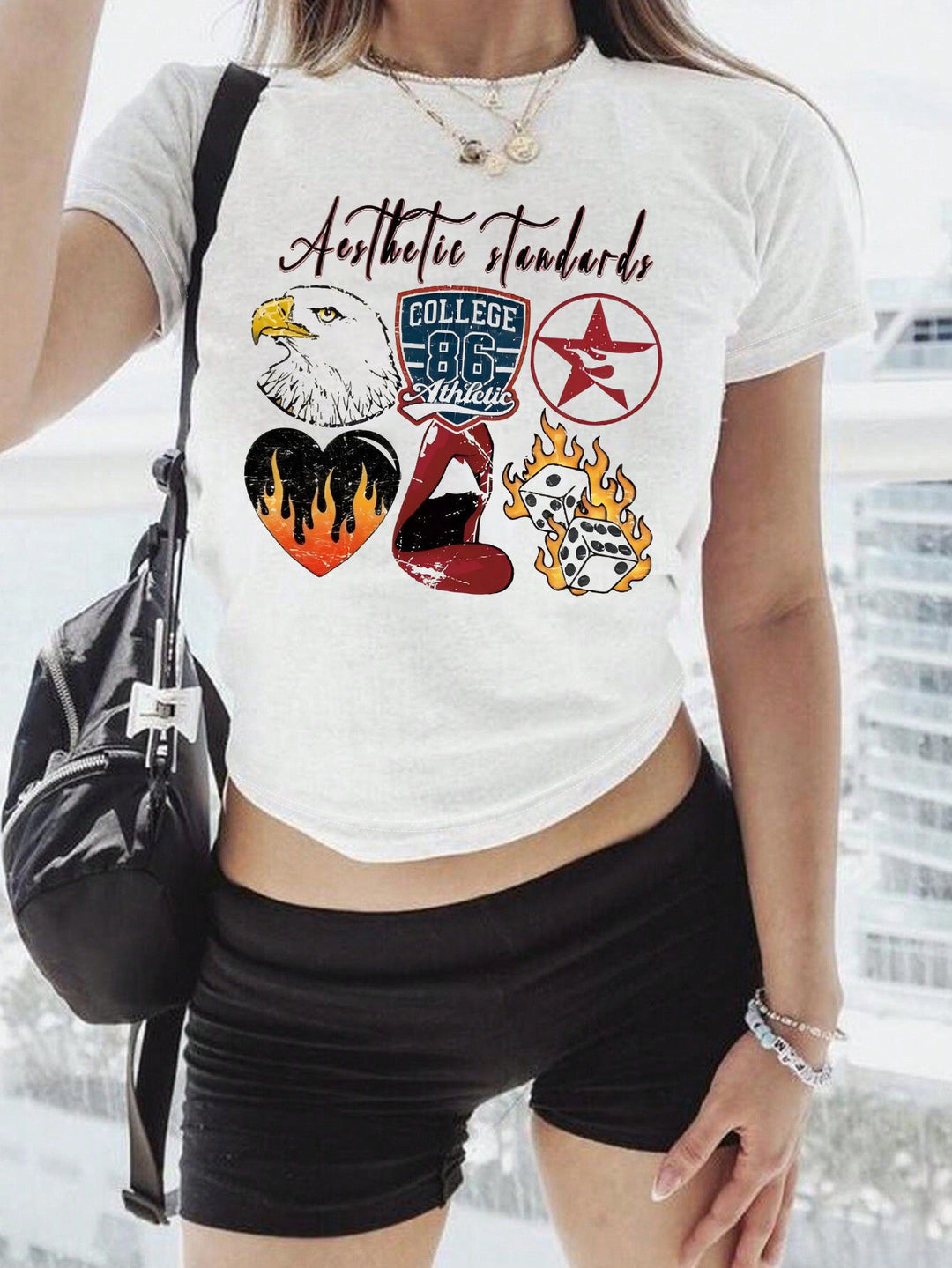 Damen T-Shirt mit kreativem Schlüsselherz-Motiv und modernem Print EB