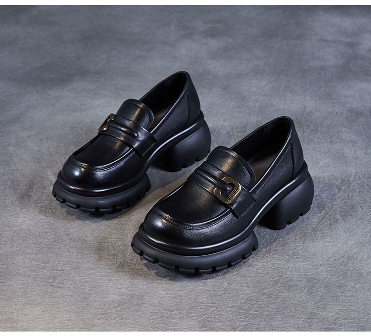 Damen Elegante und moderne Loafers mit robustem Plateau-Heel EB