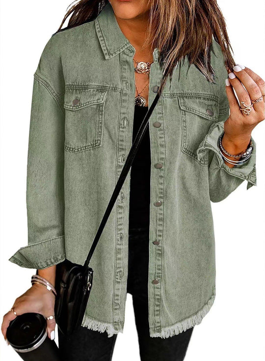 Damen Denim Overshirt mit fransigem Saum und Brusttaschen EB