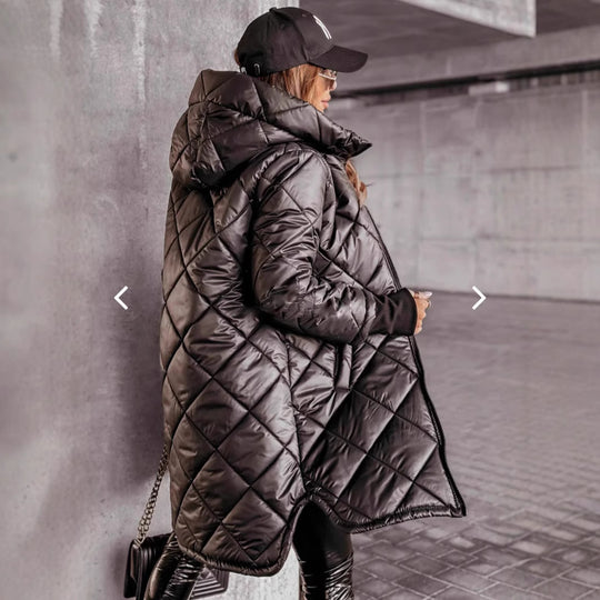 Damen Lässige Steppjacke mit Kapuze und praktischen Taschen EB