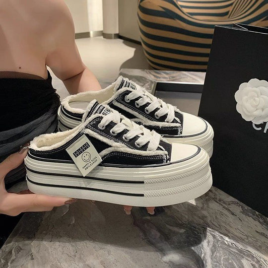 Damen Plüschfreizeitsneaker mit dicker Plattform und sportlichem Flair EB