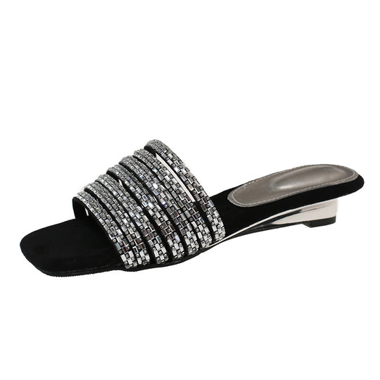 Damen Glamouröse Mules mit funkelnden Strassverzierungen und elegantem Design EB
