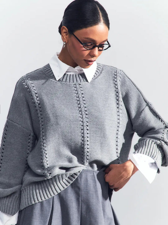 Damen Übergroßer Strickpullover mit luftiger Struktur und besonderen Details EB
