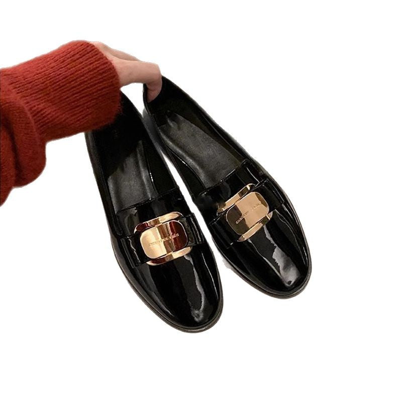Damen Ballerina-Schuhe mit elegantem Goldakzent und hochwertiger Lackoberfläche EB