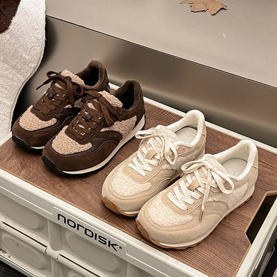 Damen sportliche Sneaker mit kuscheligem Fellkragen und rutschfester Gummisohle EB
