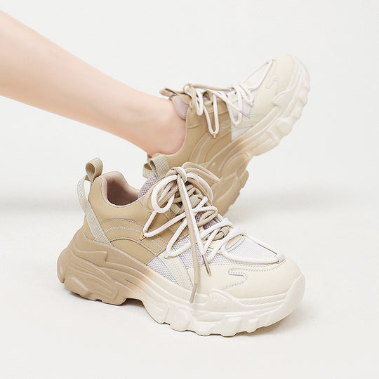 Damen Chunky Sport-Sneaker mit atmungsaktivem Obermaterial und elastischem Schnürsystem EB