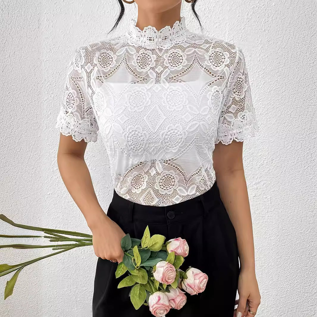 Damen Spitzentop mit Stehkragen und romantischen Details EB