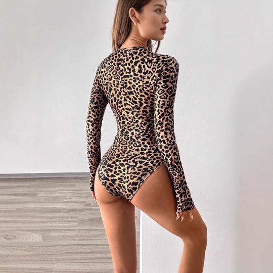 Damen Langarm Body mit V-Ausschnitt im Animal-Print EB