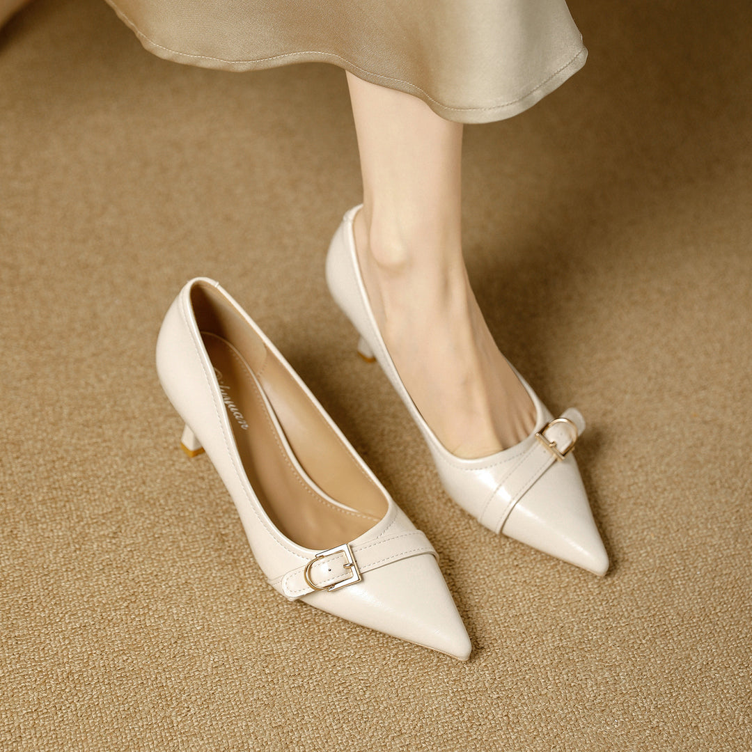 Damen elegante spitze Pumps mit modischem Schnallenakzent EB