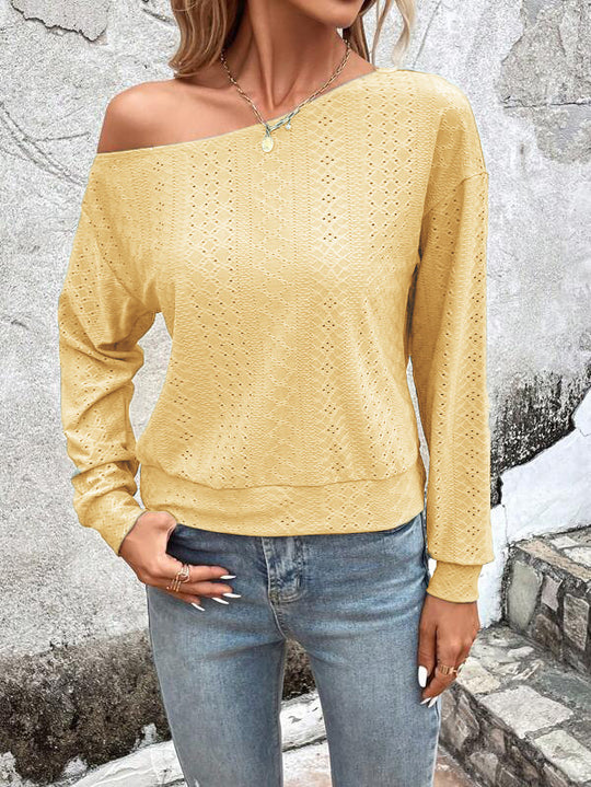 Damen lässiges Sweatshirt mit asymmetrischem Ausschnitt und Lochmuster EB