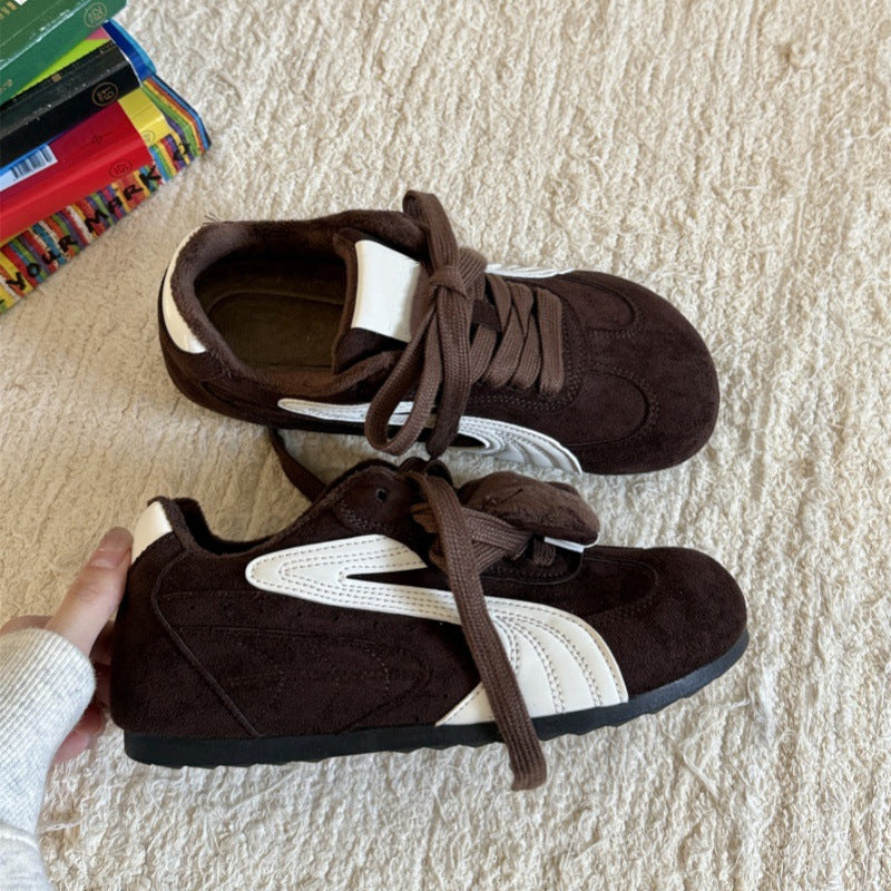 Damen Sportliche Sneakers mit weich gepolstertem Innenfutter und strapazierfähigem Obermaterial EB