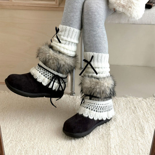 Damen Modische Winterstiefel mit kuscheligem Innenfutter und dekorativen Details EB