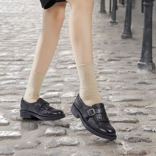 Damen Brogues mit verziertem Riemen EB