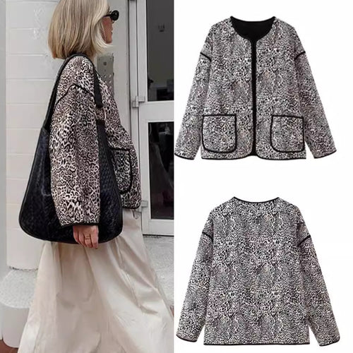 Damen gesteppte Jacke mit modernem Leopardenmuster und praktischen Taschen EB