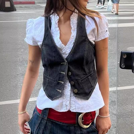 Damen Denim-Weste mit eleganten Knopfdetails und modernen Taschen EB