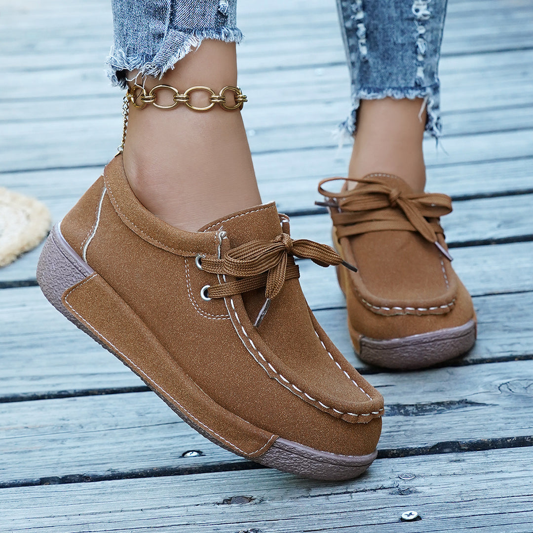 Damen komfortable Sneaker mit weichem Obermaterial und rutschfester Sohle EB